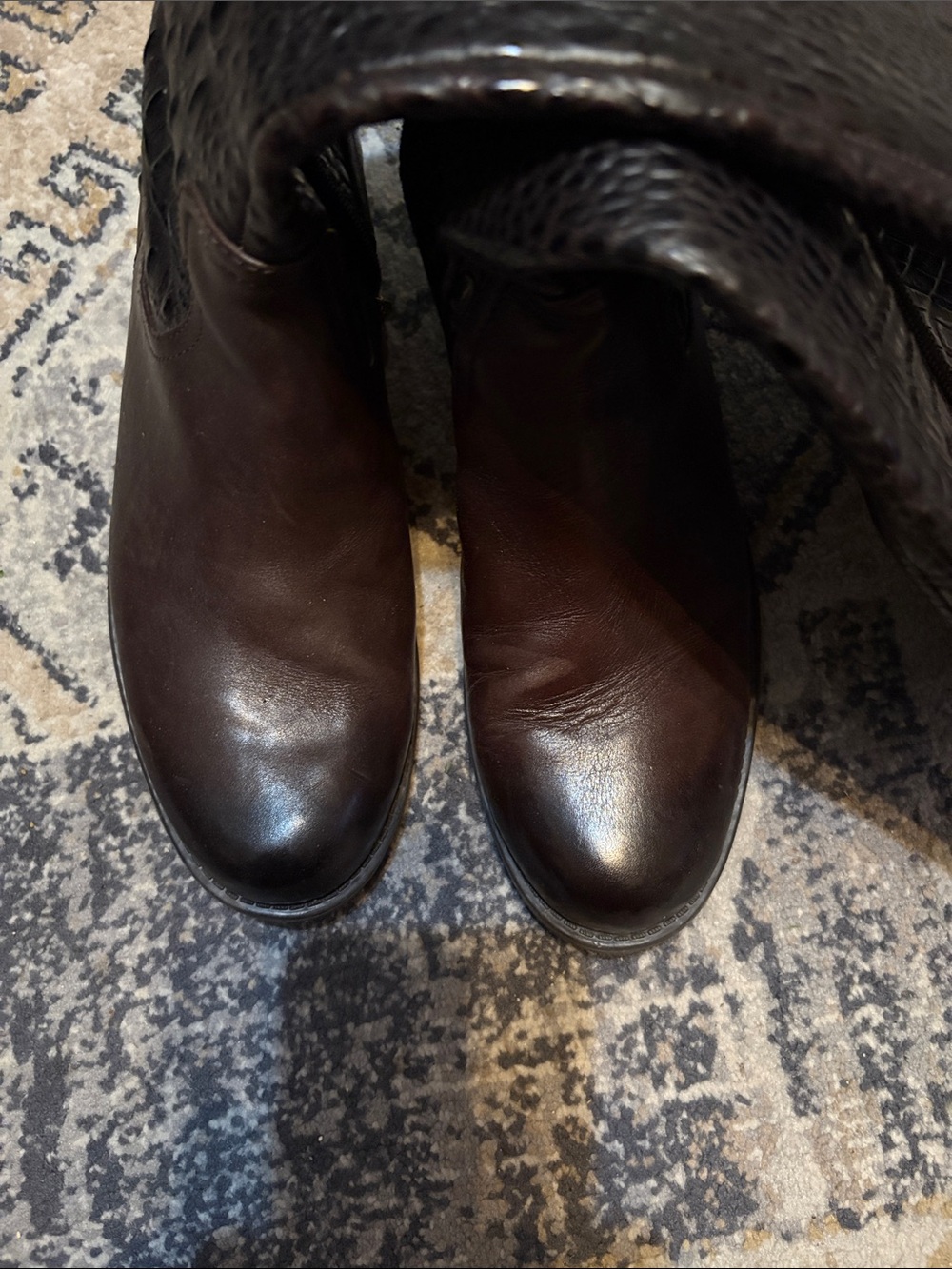 Vince Camuto dark brown leather boots size 9M. - Picture 4 of 4